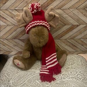 Boyds Bears Lester‎ Mintly Moose 12” Plush Knitted Scarf & Hat. Tag #904214